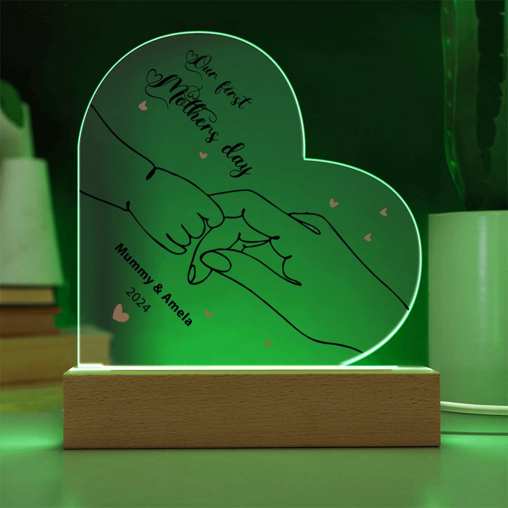 Nuestro primer Día de la Madre: placa acrílica personalizada con forma de corazón