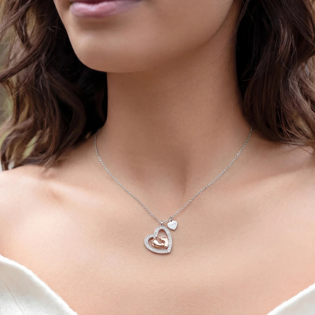 To My Mommy - Baby Feet Heart Pendant Necklace Gift Set